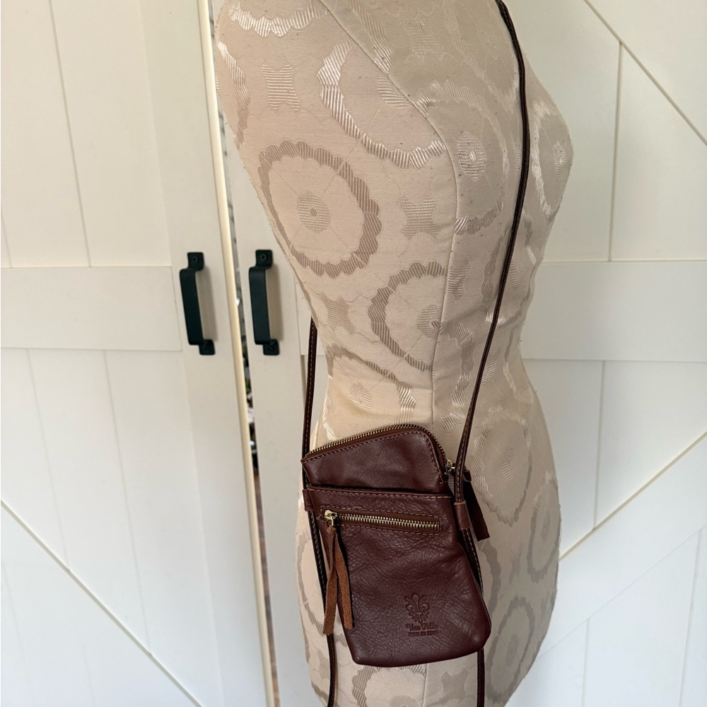 Leather small Phone crossbody Bag in Brown -Vera Pelle
